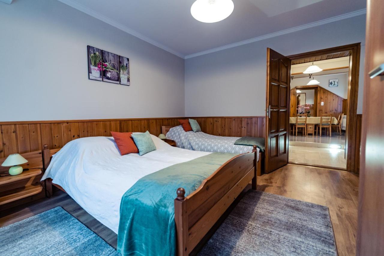 Estike Apartman Gyula Dış mekan fotoğraf