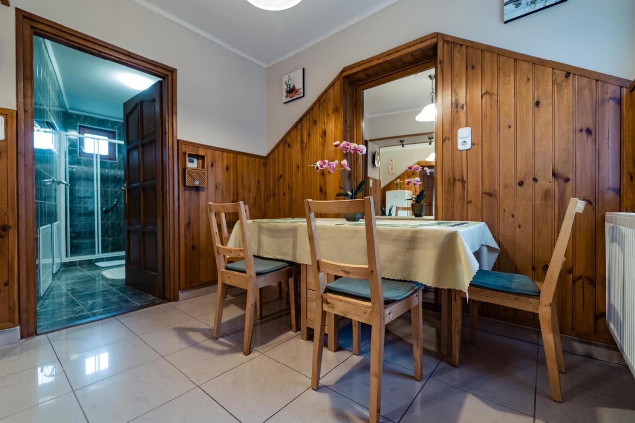 Estike Apartman Gyula Dış mekan fotoğraf